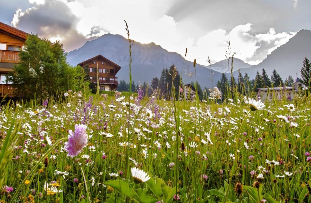 Hotel Lenzerhorn Ленцергайде Екстер'єр фото